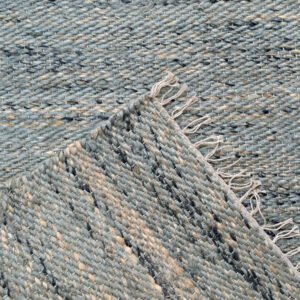 KEFLCN1130GRN_4
